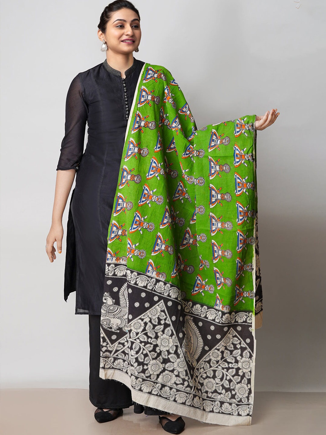 

Unnati Silks Ethnic Motifs Printed Pure Cotton Kalamkari Dupatta, Green