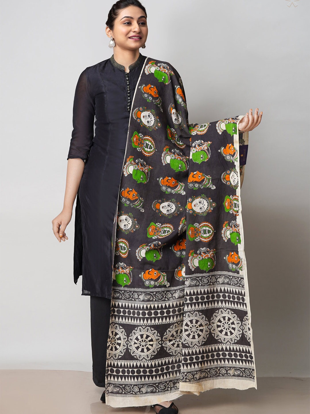 

Unnati SilksEthnic Motifs Printed Pure Cotton Kalamkari Dupatta, Black