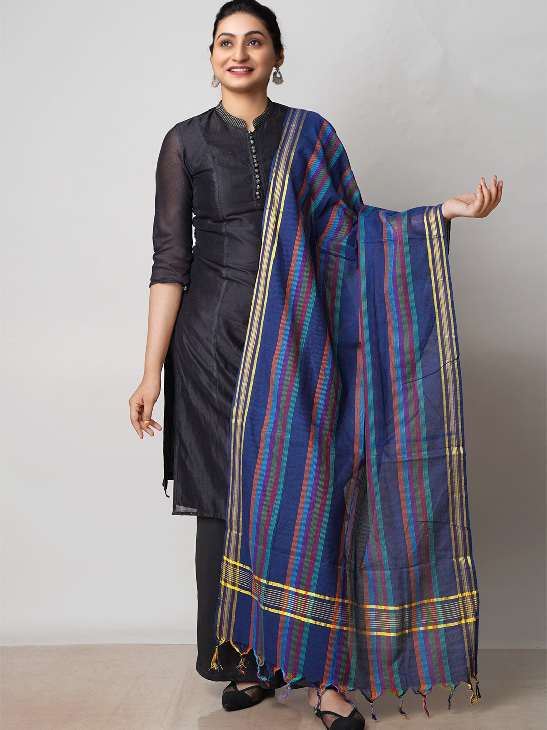 

Unnati Silks Striped Pure Cotton Dupatta, Blue