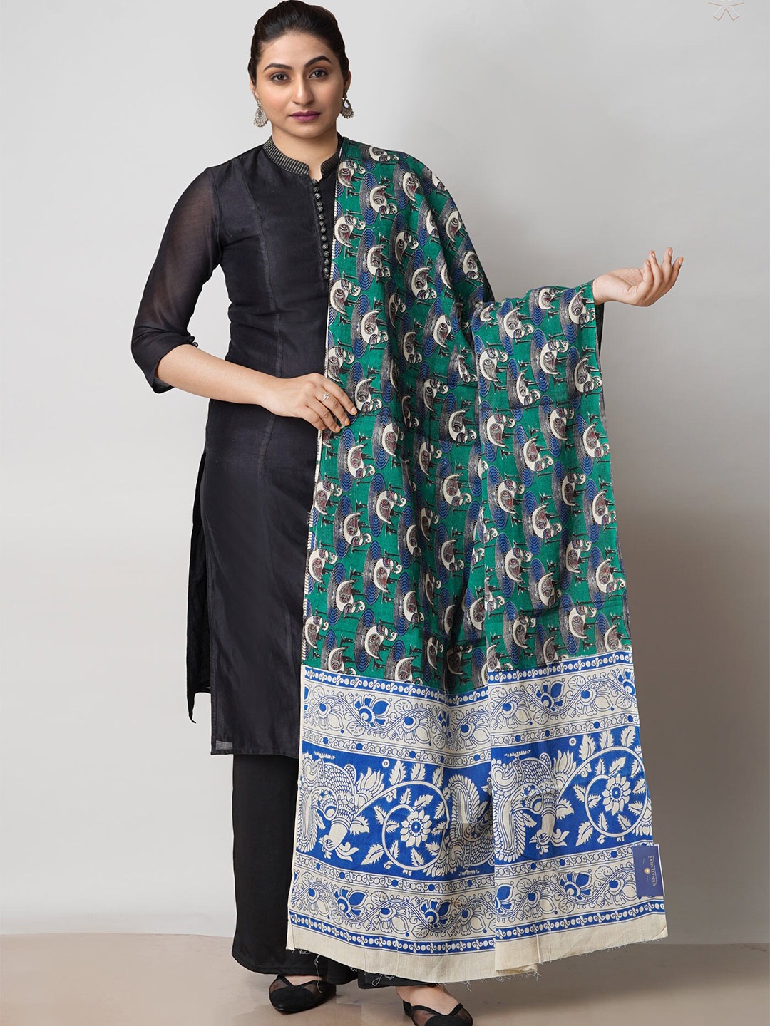 

Unnati Silks Ethnic Motifs Printed Pure Cotton Kalamkari Dupatta, Green