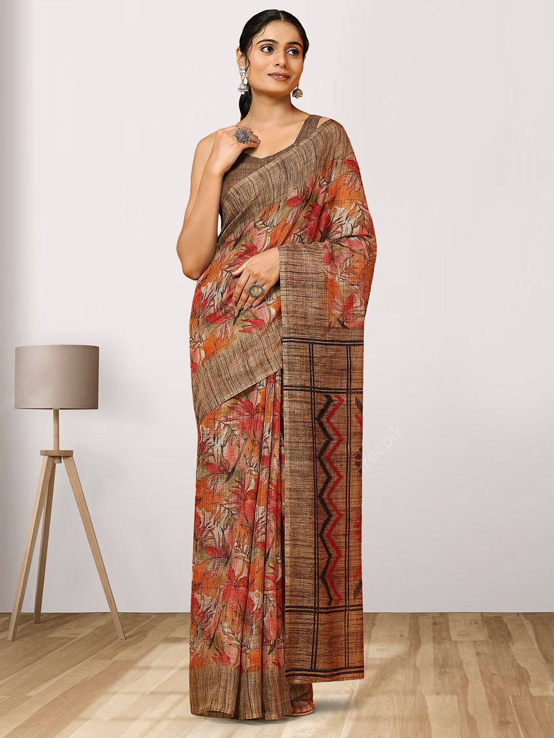 

RACHNA Floral Printed Linen Blend Saree, Brown