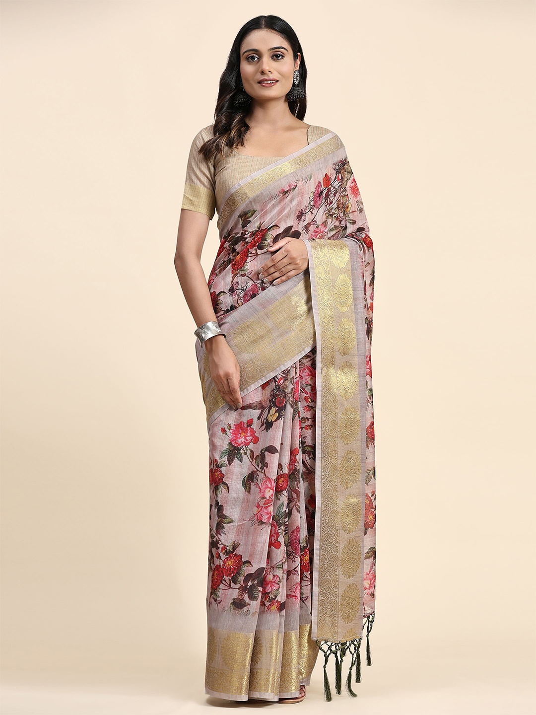 

RACHNA Floral Printed Zari Linen Blend Saree, Peach