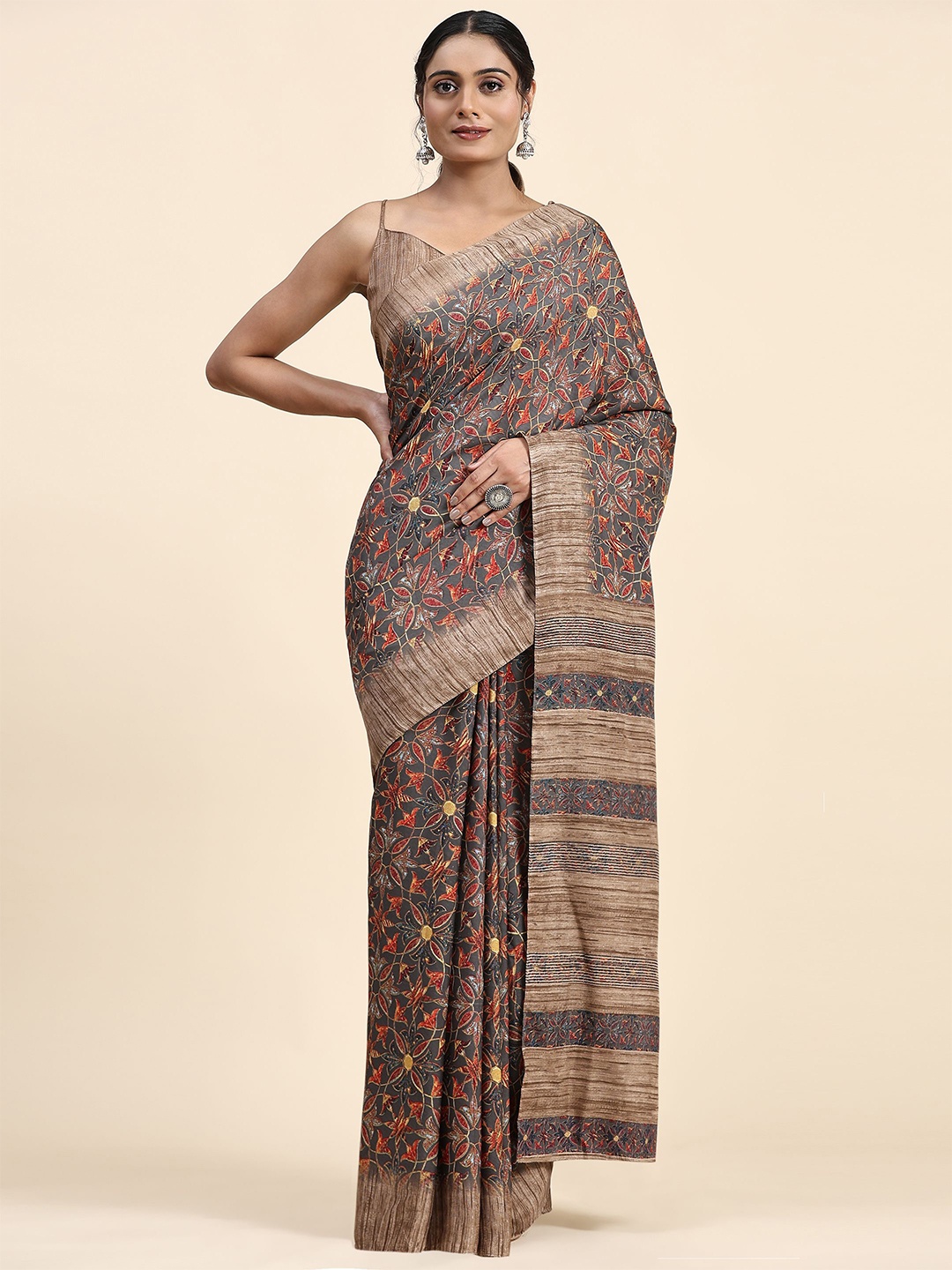 

RACHNA Floral Printed Saree, Grey