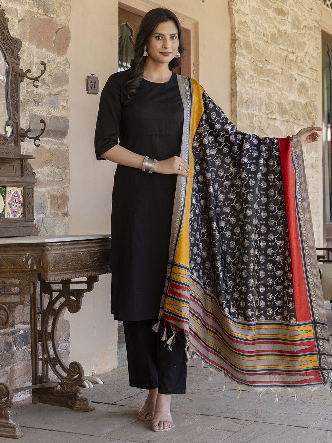 

Nayo Pure Cotton Kurta With Trousers & With Dupatta, Black