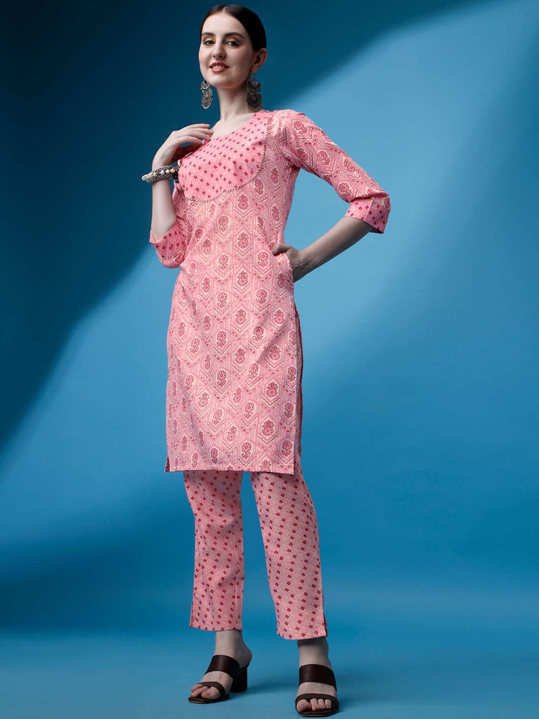 

RAISIN Floral Printed Pure Cotton Straight Kurta With Trousers, Pink