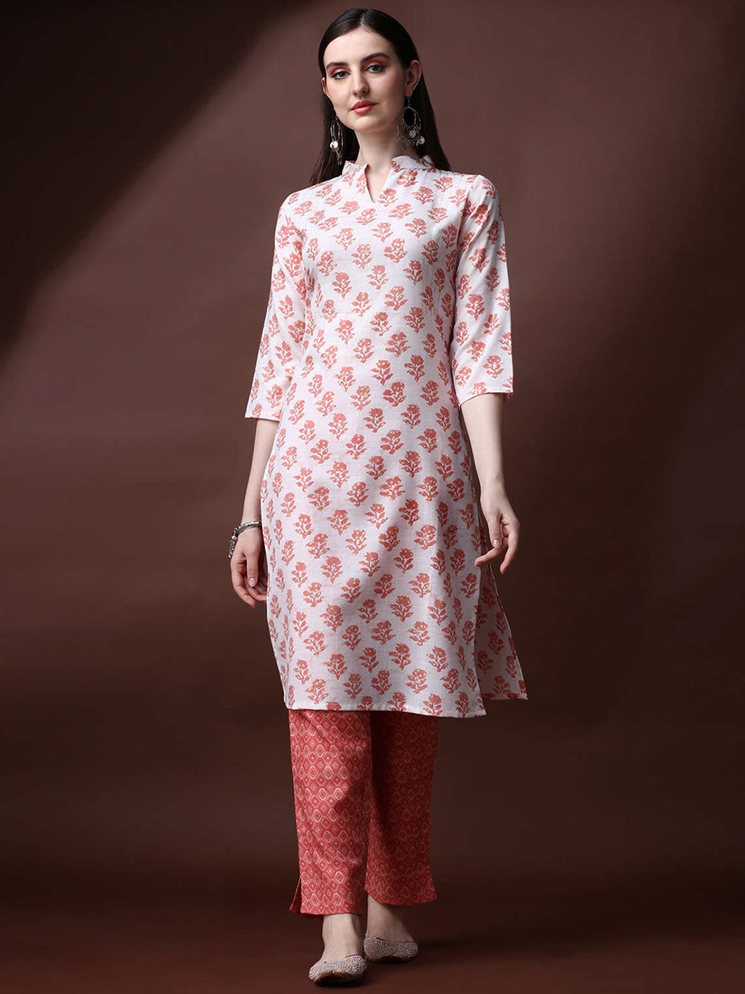

RAISIN Floral Printed Regular Pure Cotton Kurta With Trousers, Peach