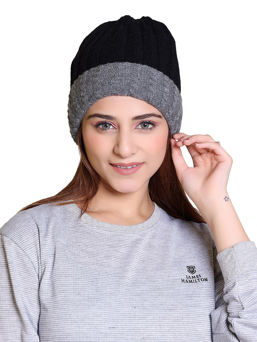 

Gajraj Self Design Snuggy Fit Beanie Cap, Grey