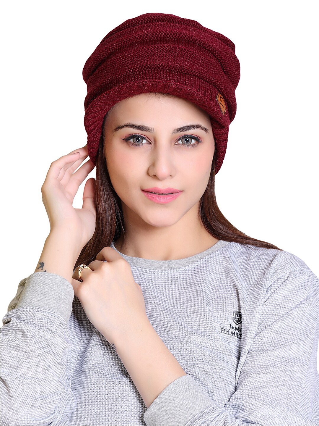 

Gajraj Unisex Self Design Beanie With Visor, Maroon
