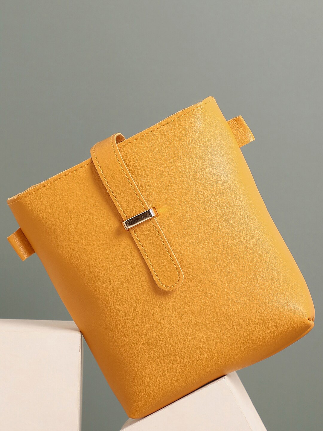 

HAUTE SAUCE by Campus Sutra Structured Sling Bag, Mustard