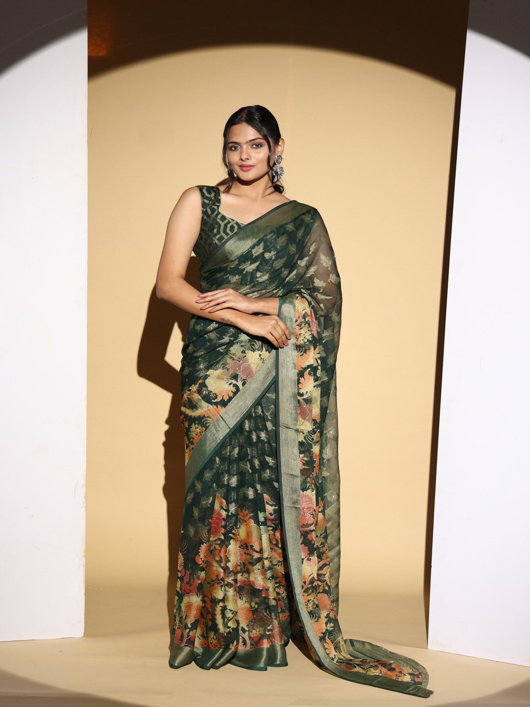 

Atulyam Tex World Floral Printed Zari Poly Georgette Saree, Green