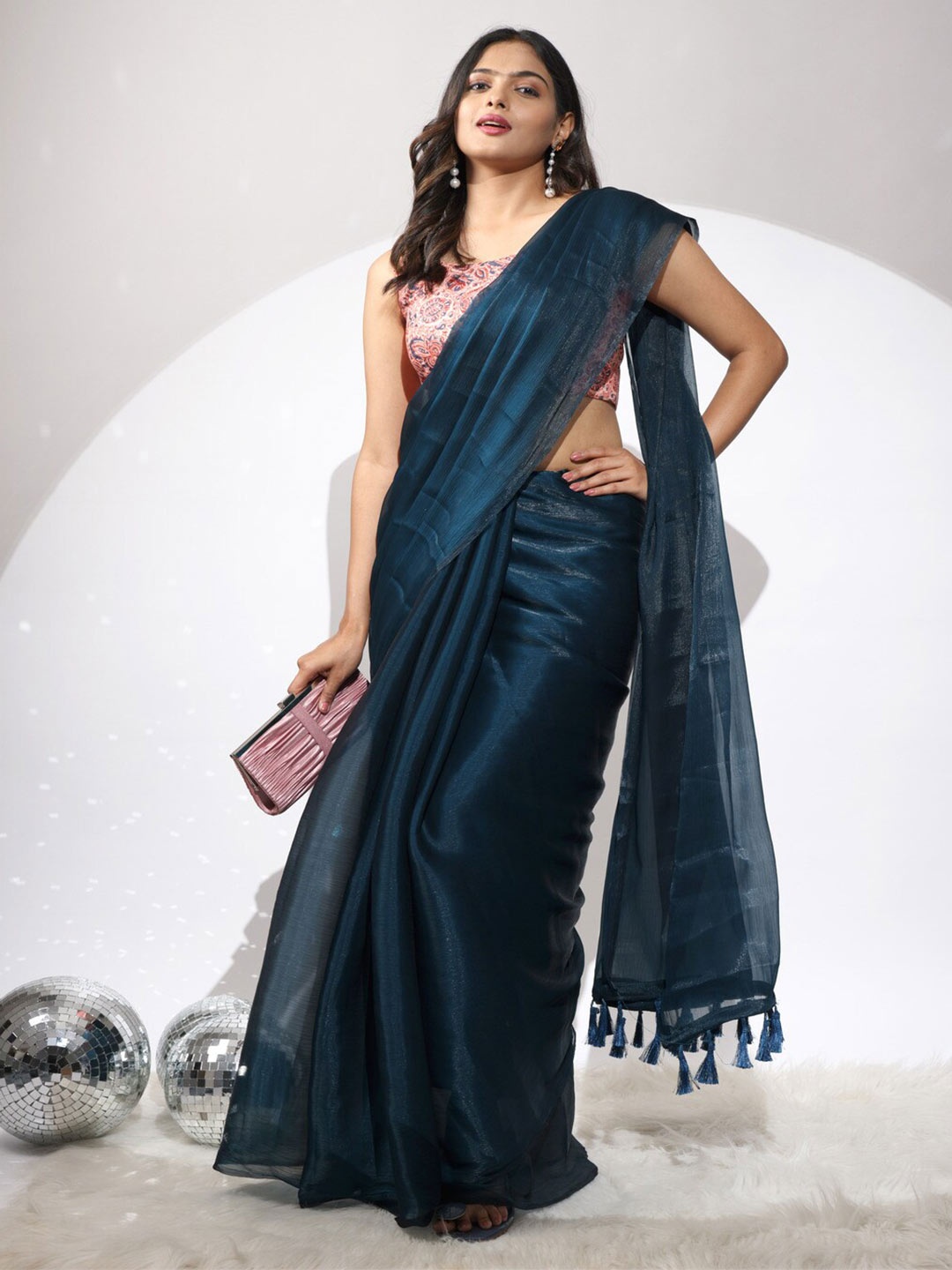 

Atulyam Tex World Tassel Detail Art Silk Saree, Navy blue