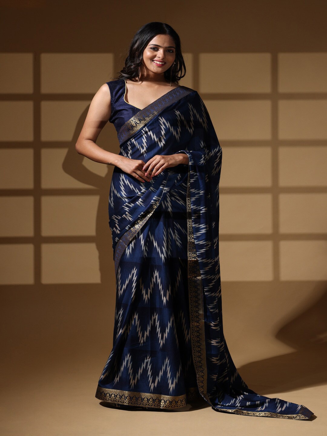 

Atulyam Tex World Leheriya Printed Zari Saree, Blue
