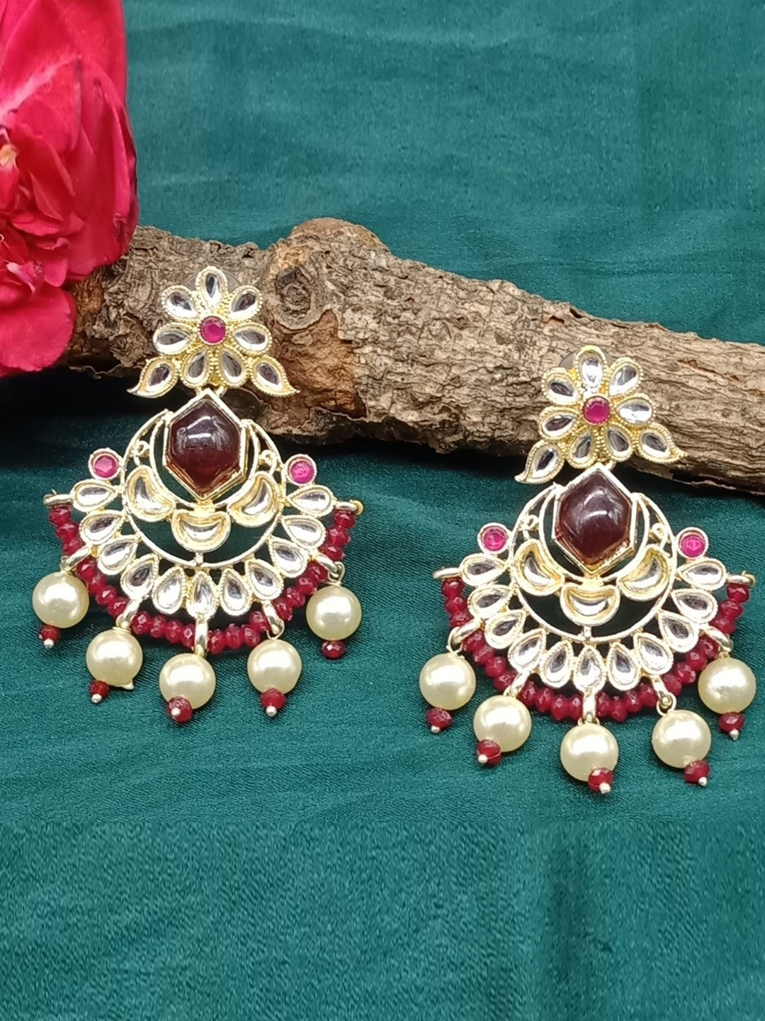 

AASHISH IMITATION Gold-Plated Kundan Contemporary Drop Earrings