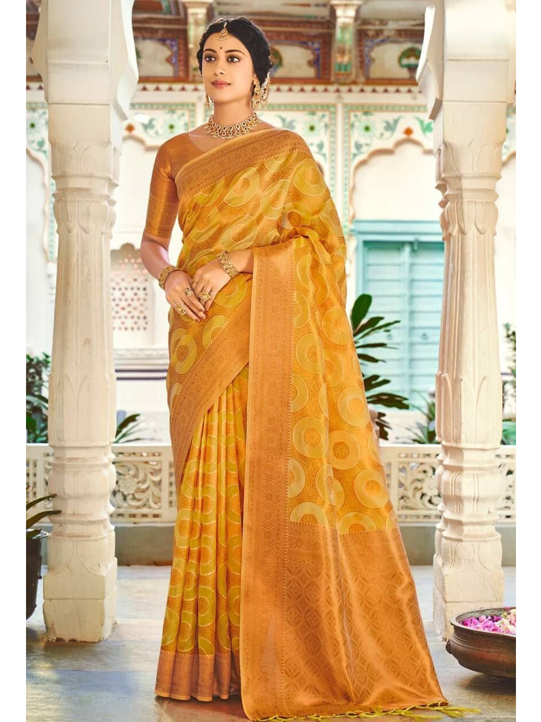 

Fab Viva Geometric Woven Design Zari Banarasi Saree, Gold
