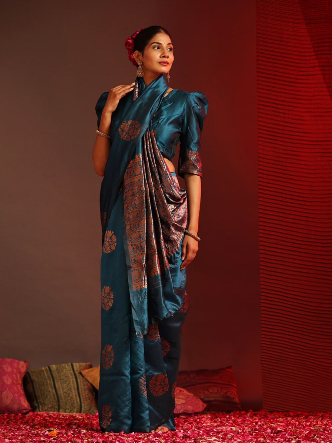 

Fab Viva Ethnic Motifs Woven Design Zari Banarasi Saree, Teal