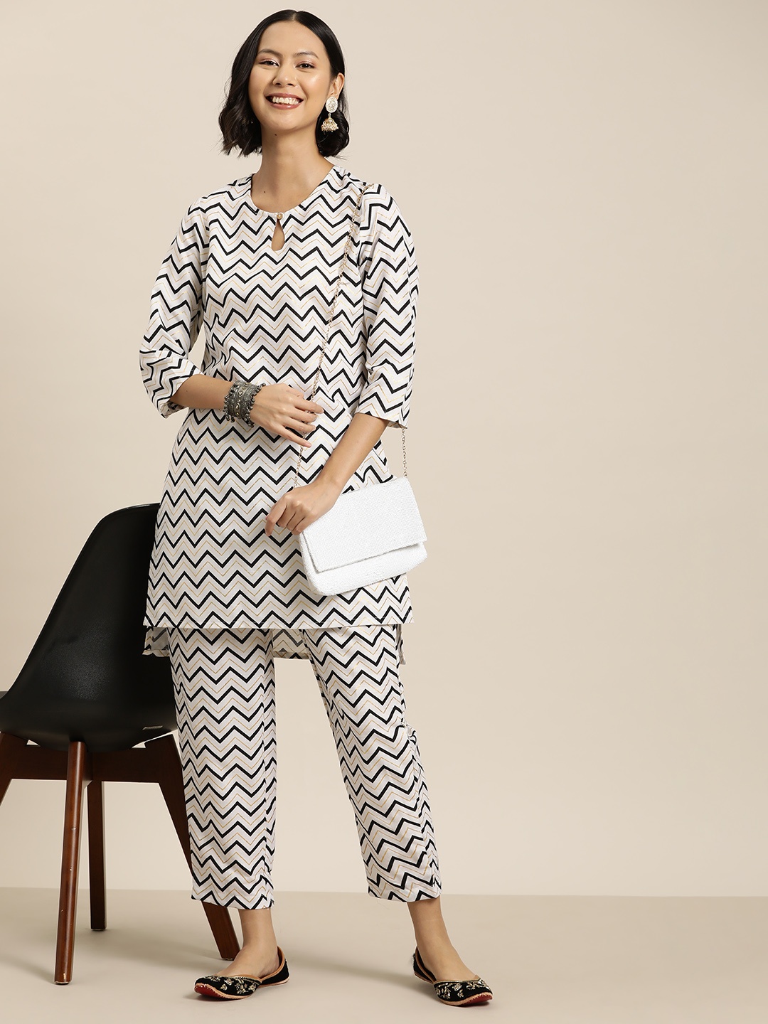 

HERE&NOW Women Printed Regular Kurta with Palazzos, White