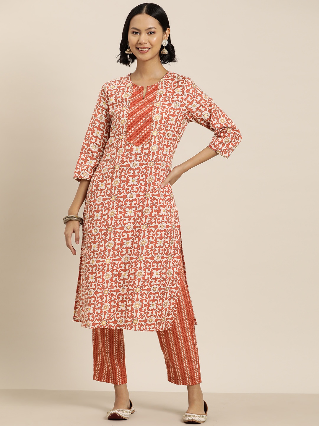 

HERE&NOW Women Floral Printed Regular Kurta with Palazzos, Pink