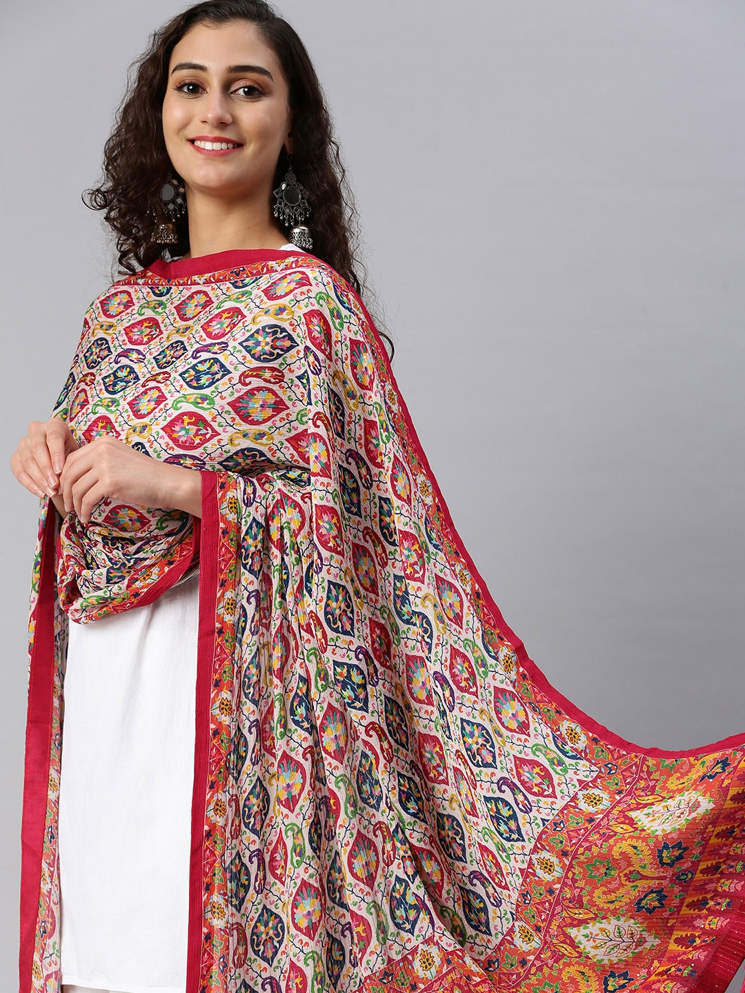 

LOOKNBOOK ART Ethnic Motifs Thread Work Printed Dupatta, Pink