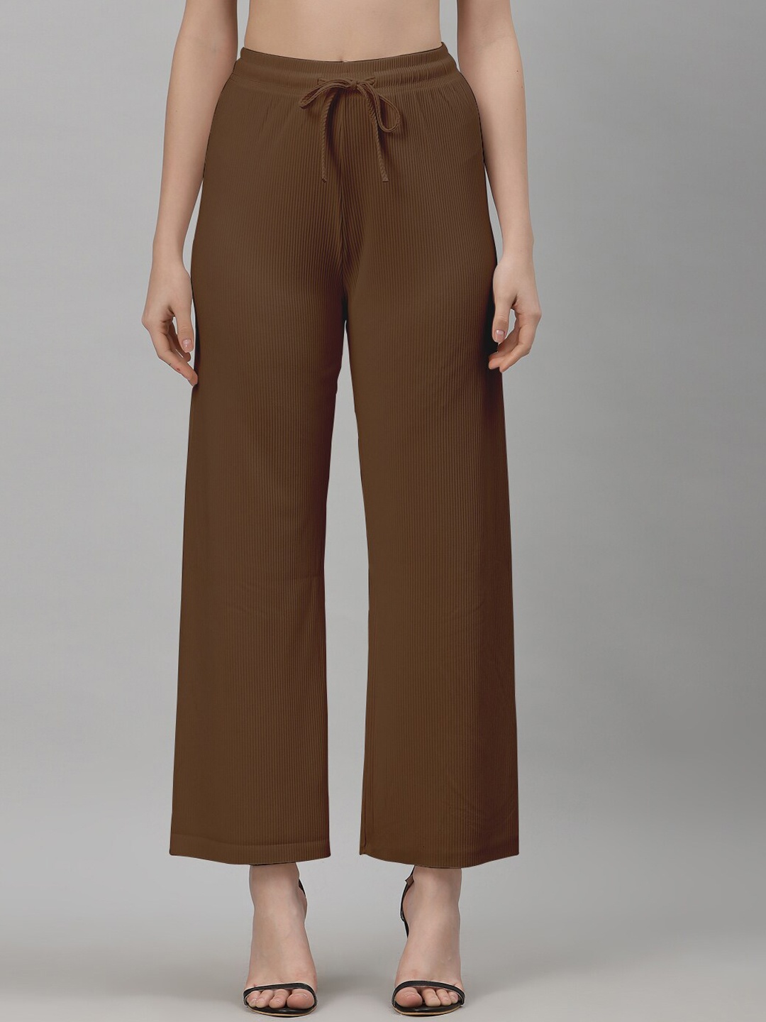 

NEUDIS Women Relaxed Straight Fit Parallel Trousers, Brown