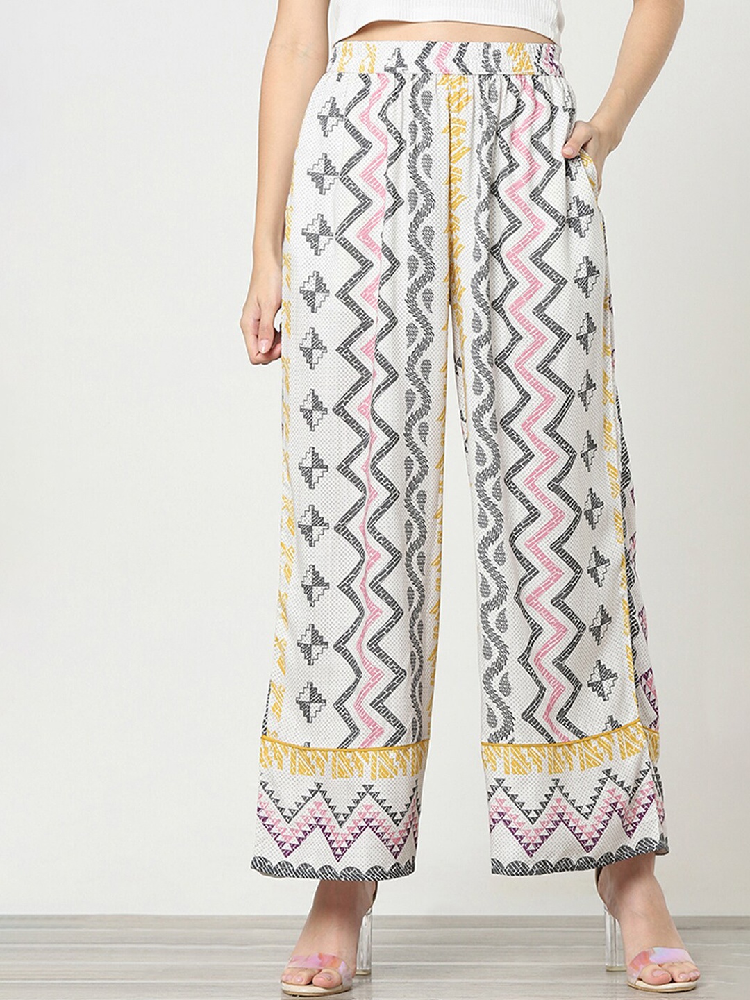 

Marigold Lane Women Mid-Rise Geometric Printed Parallel Trousers, Off white