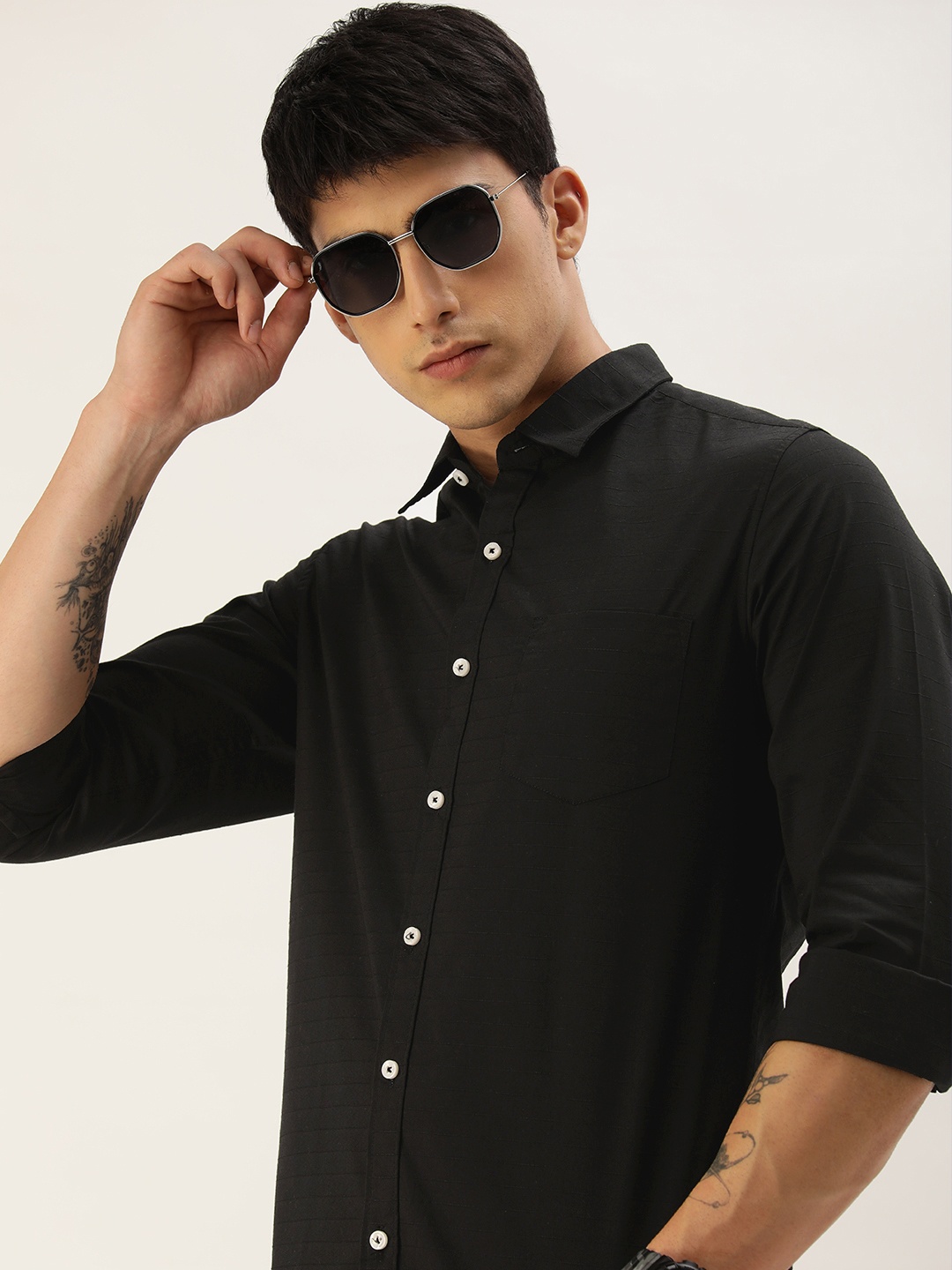 

Harvard Men Slim Fit Horizontal Stripes Opaque Casual Shirt, Black