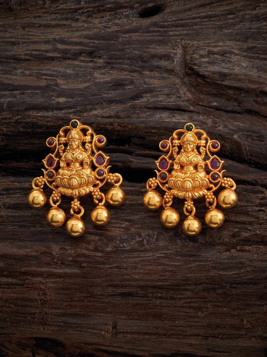 

Kushal's Fashion Jewellery Gold-Plated Classic Temple Studs Earrings