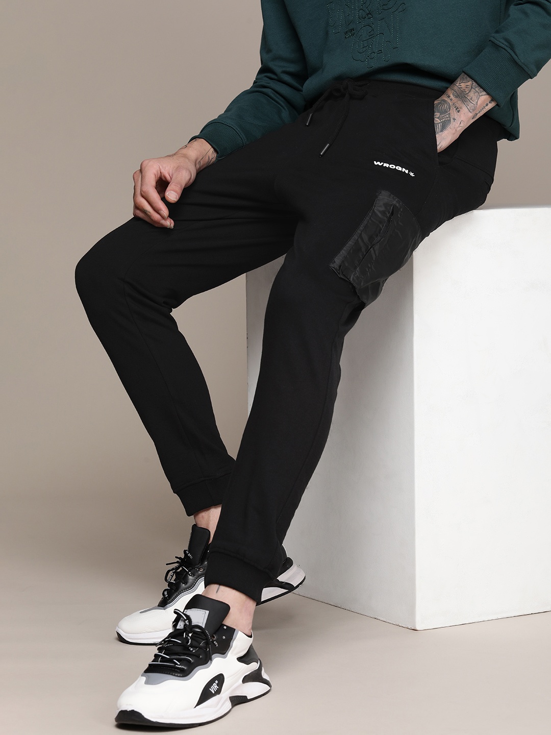 

WROGN Men Joggers, Black