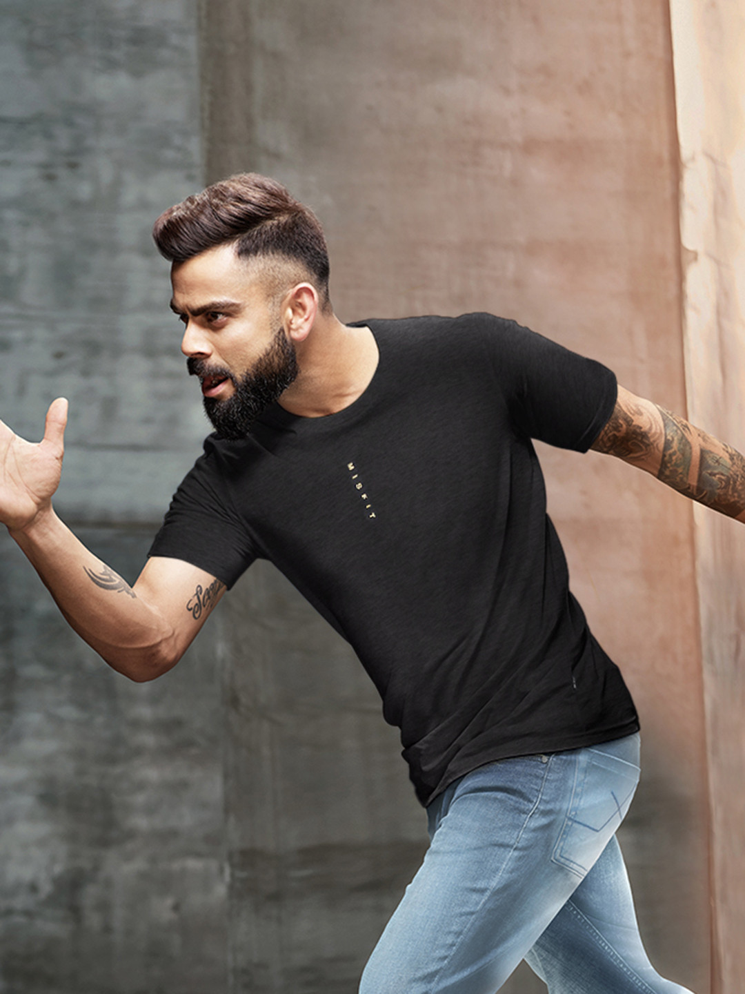 

WROGN Solid T-shirt, Black