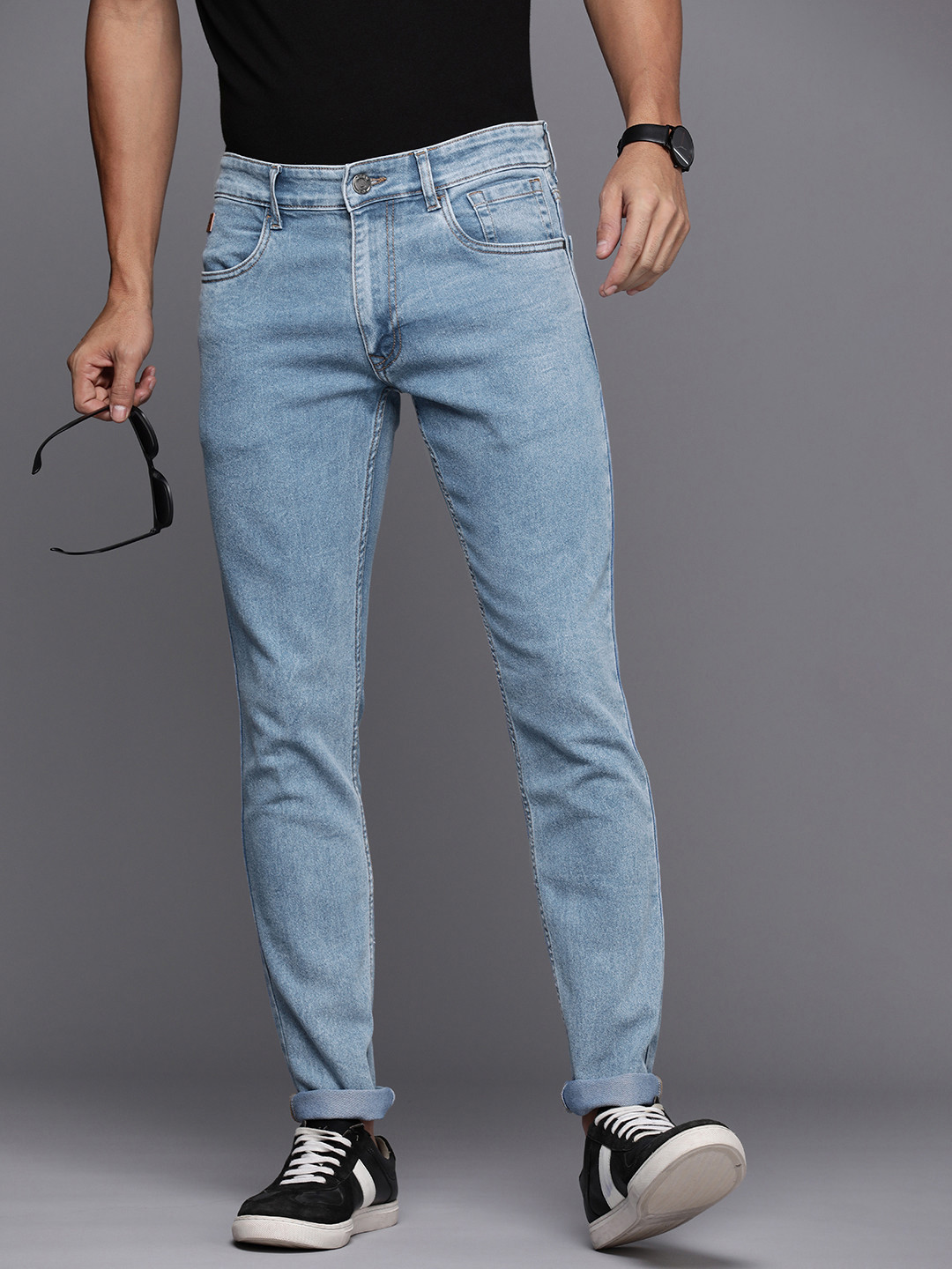

WROGN Men Slim Tapered Fit Mid-Rise Stretchable Jeans, Blue