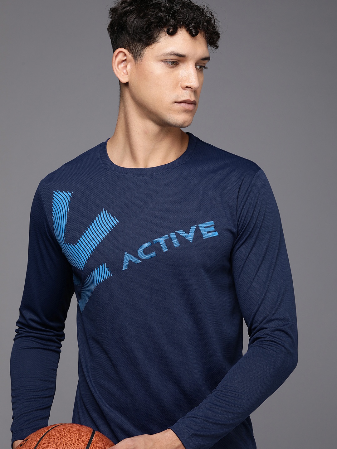 

WROGN ACTIVE Brand Logo Printed Dry Pro Slim Fit T-shirt, Navy blue