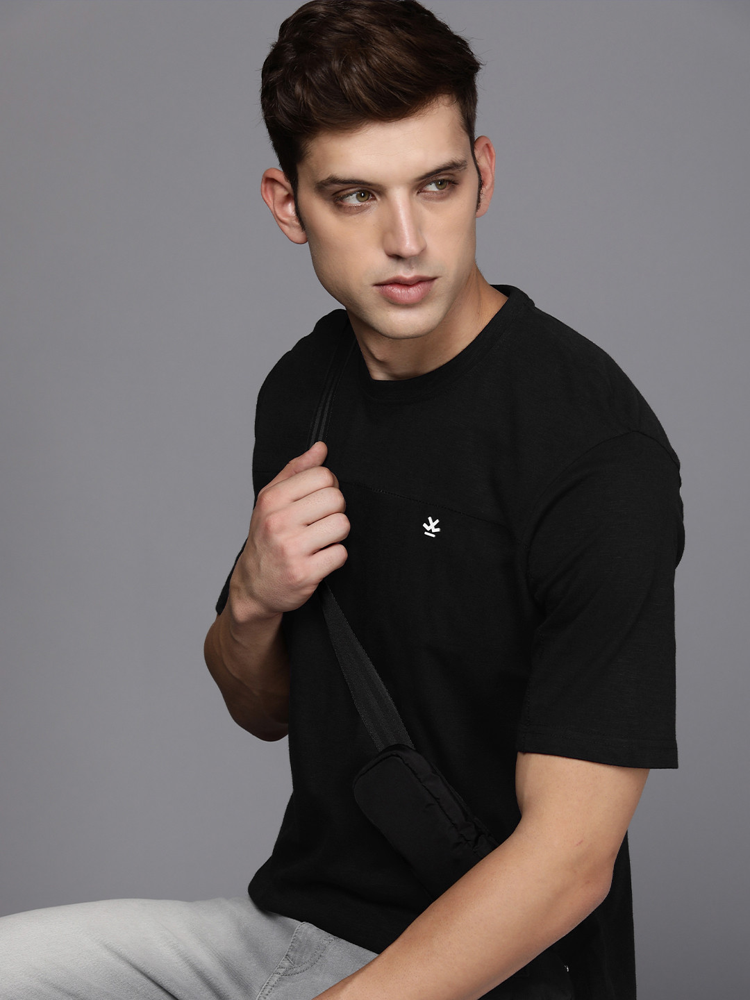 

WROGN Solid T-shirt, Black