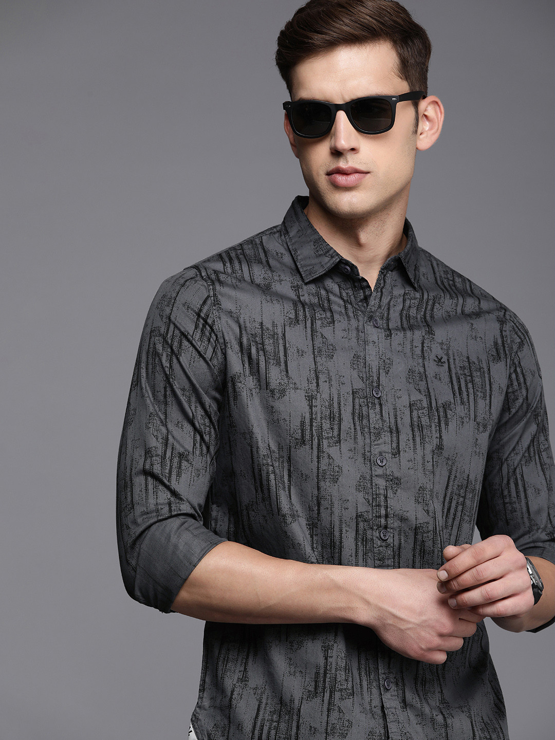 

WROGN Slim Fit Printed Pure Cotton Casual Shirt, Charcoal