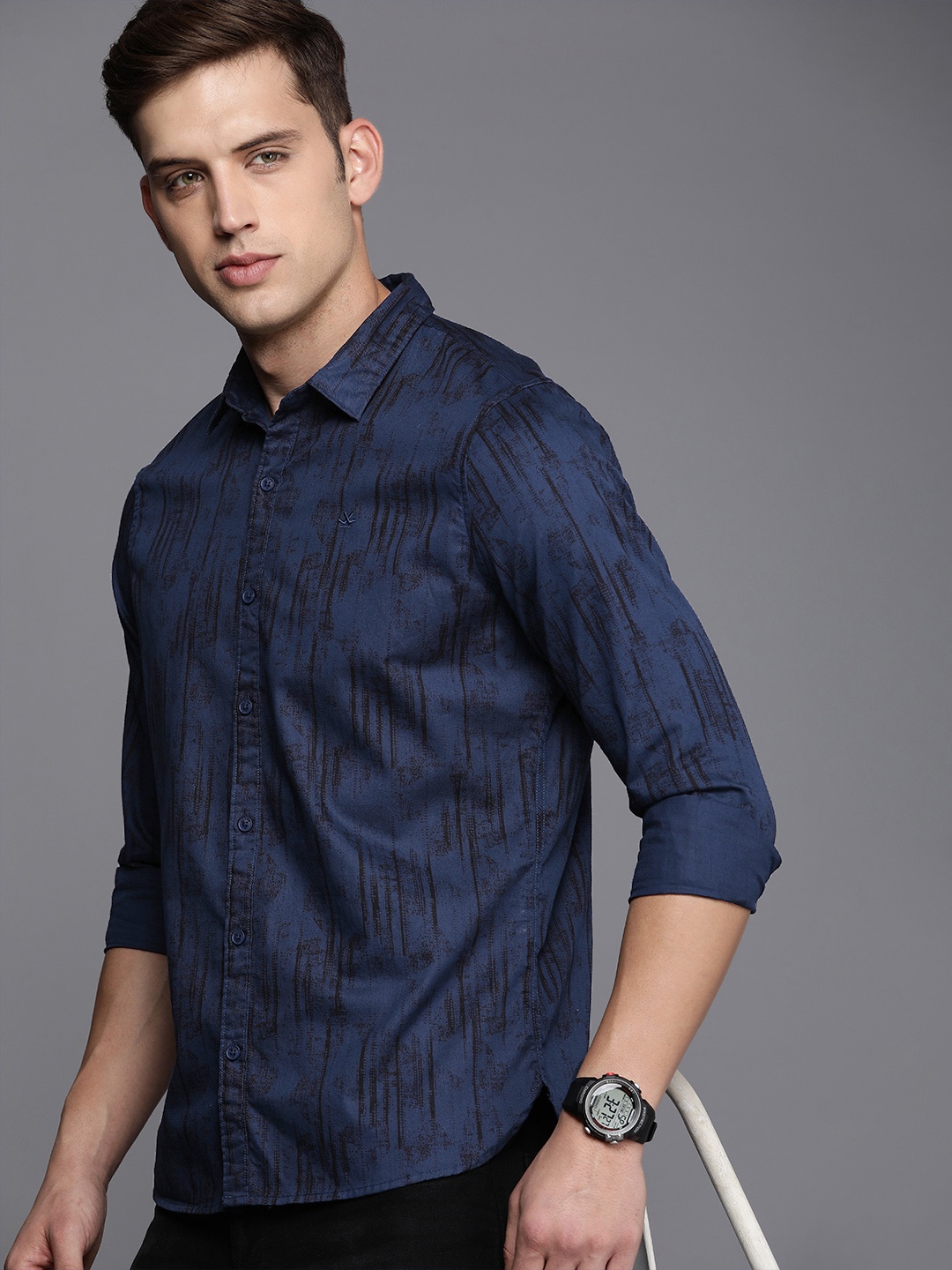 

WROGN Slim Fit Printed Pure Cotton Casual Shirt, Navy blue
