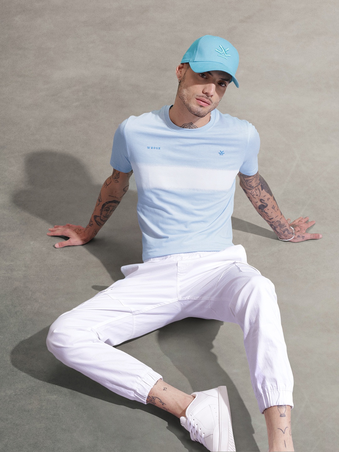

WROGN Graphic Printed Slim Fit Round Neck Casual T-shirt, Blue