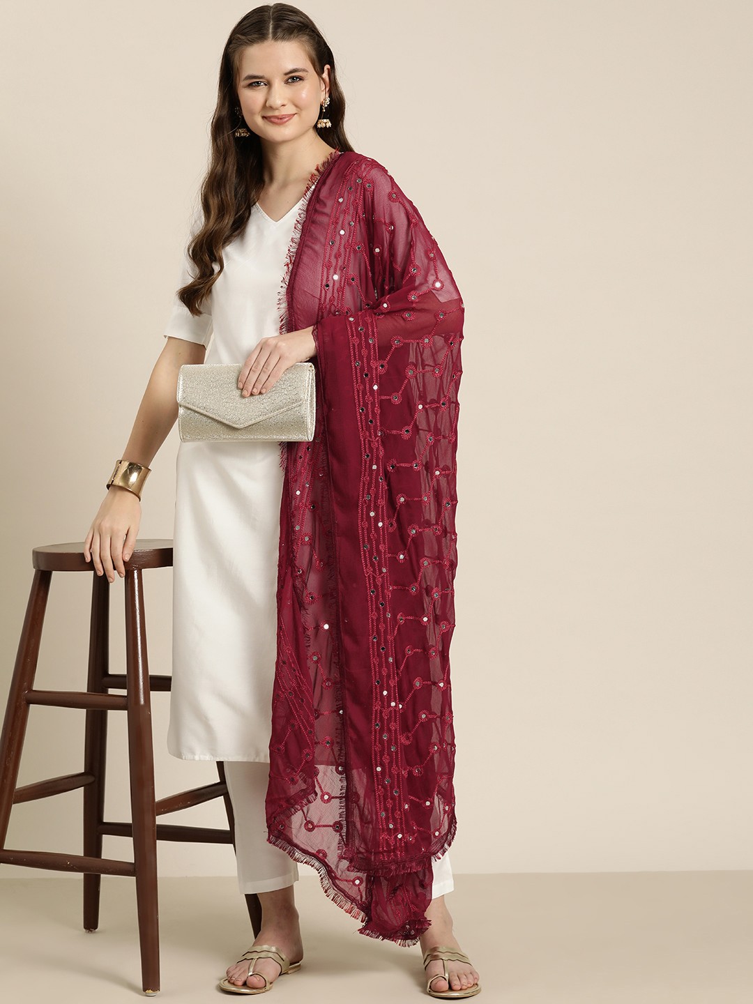 

HERE&NOW Embroidered Dupatta with Mirror Work, Maroon