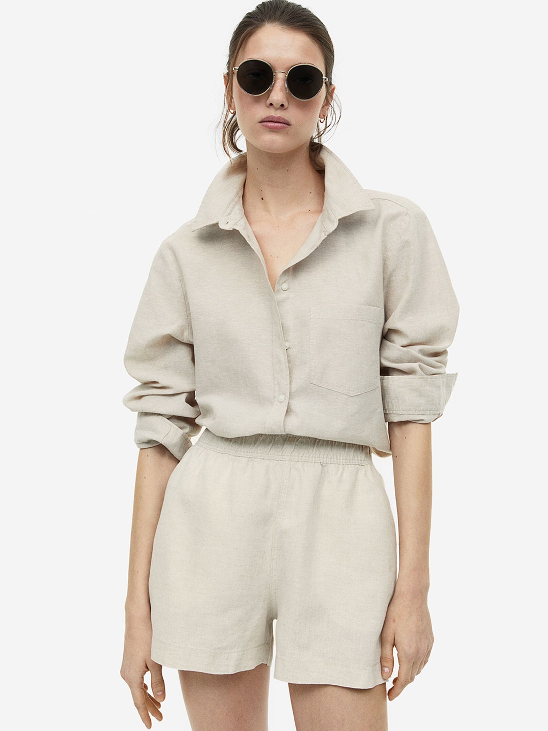 

H&M Women Linen Shorts, Beige