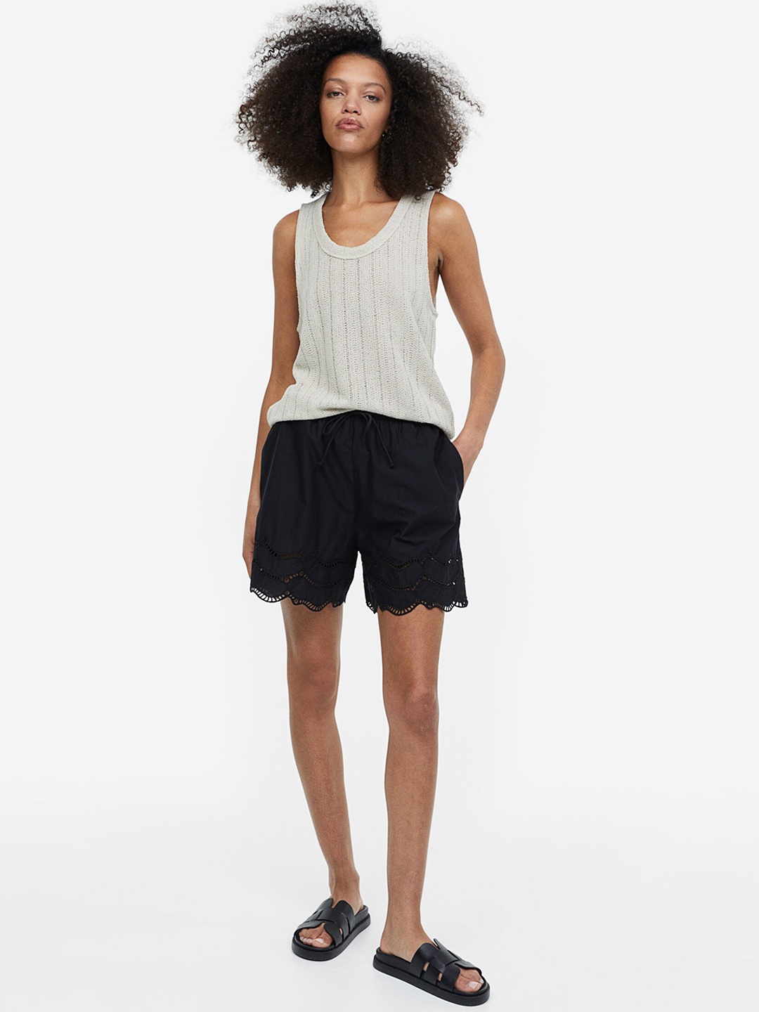 

H&M Women Embroidered Shorts, Black