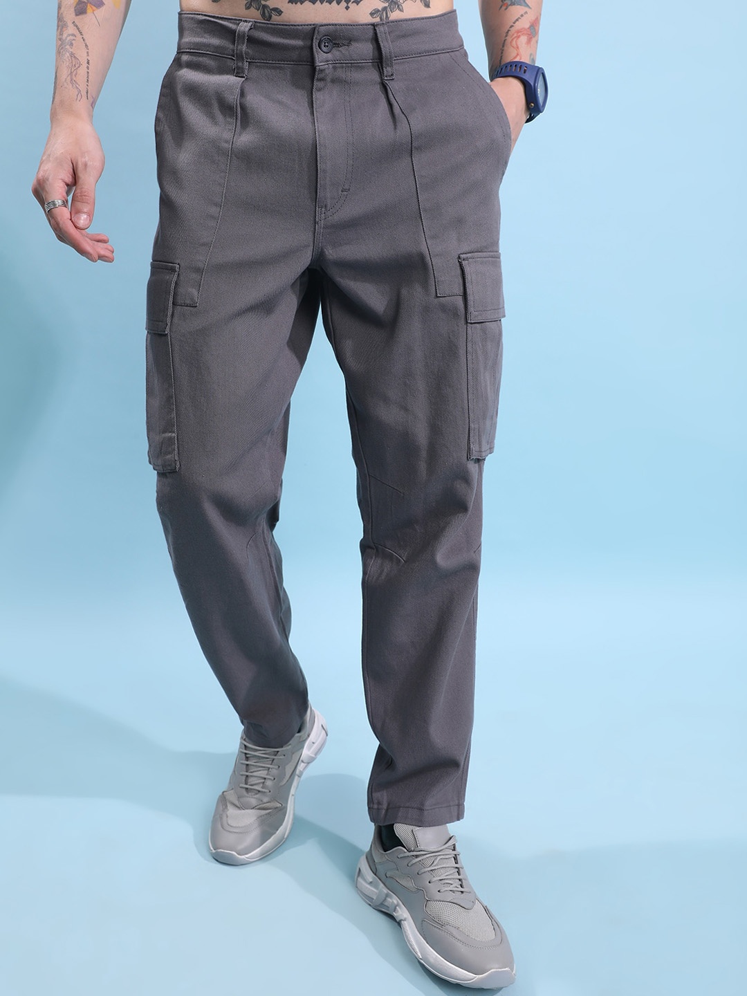 

HIGHLANDER Men Grey Relaxed Fit Ankle Length Cargo Trouser