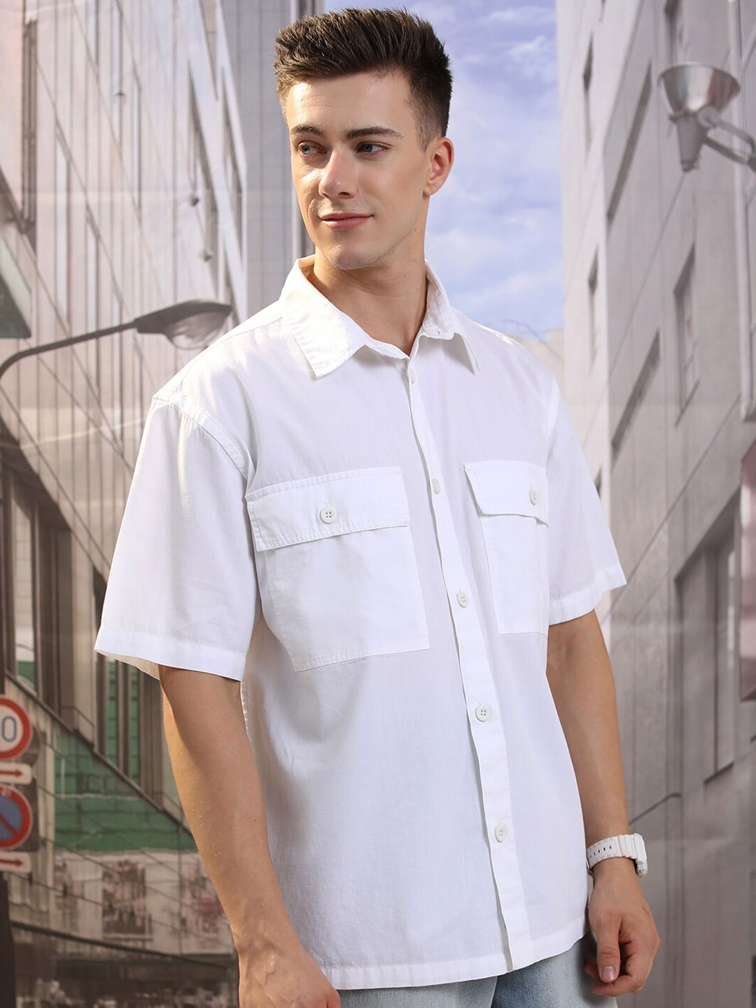 

HIGHLANDER Men Drop Shoulder Boxy Oversized Shirt, White