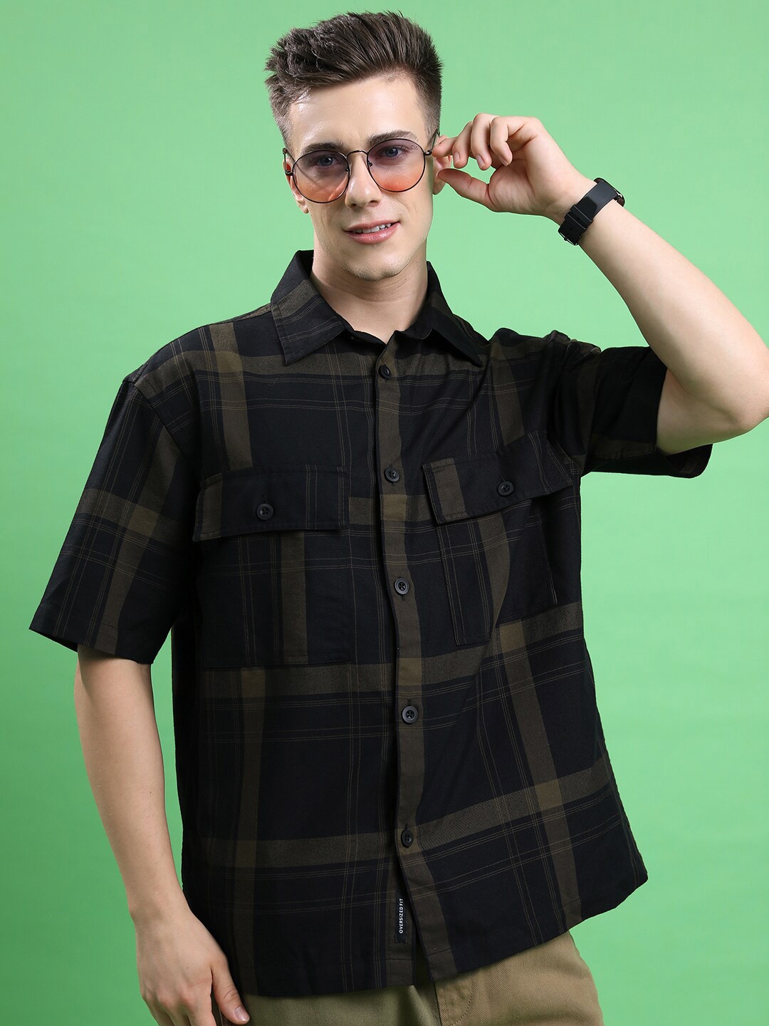 

HIGHLANDER Tartan Checked Drop-Shoulder Sleeves Boxy Oversized shirt, Black