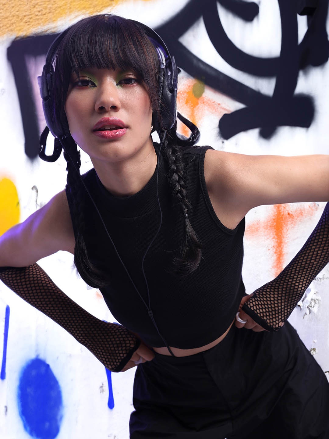 

Tokyo Talkies Black Sleeveless Fitted Crop Top