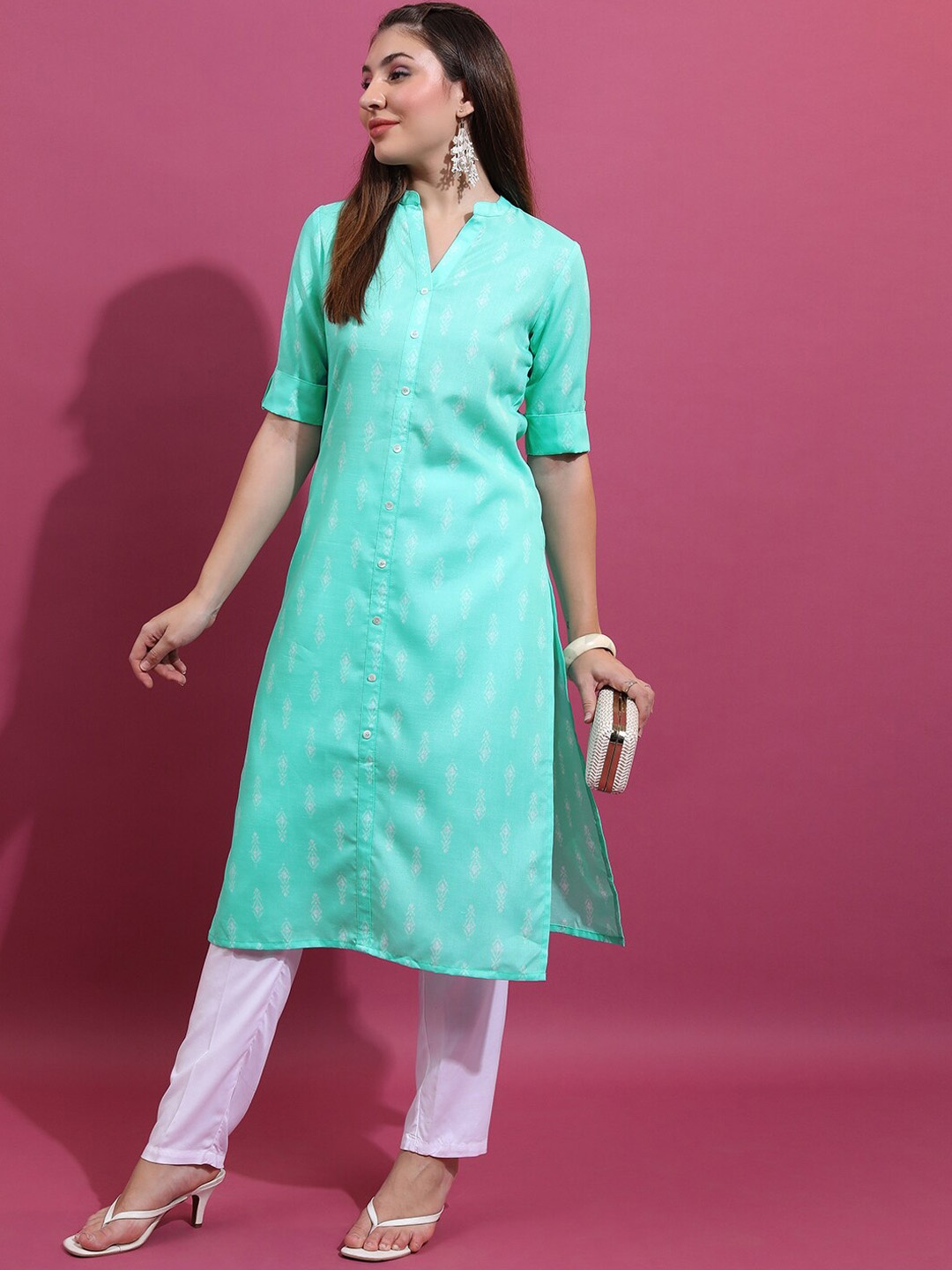 

KETCH Turquoise Blue Ethnic Motifs Printed Mandarin Collar Straight Kurta