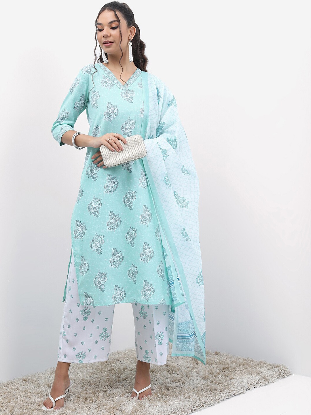 

KETCH Women Ethnic Printed Regular Straight Kurta with Palazzos & With Dupatta, Blue