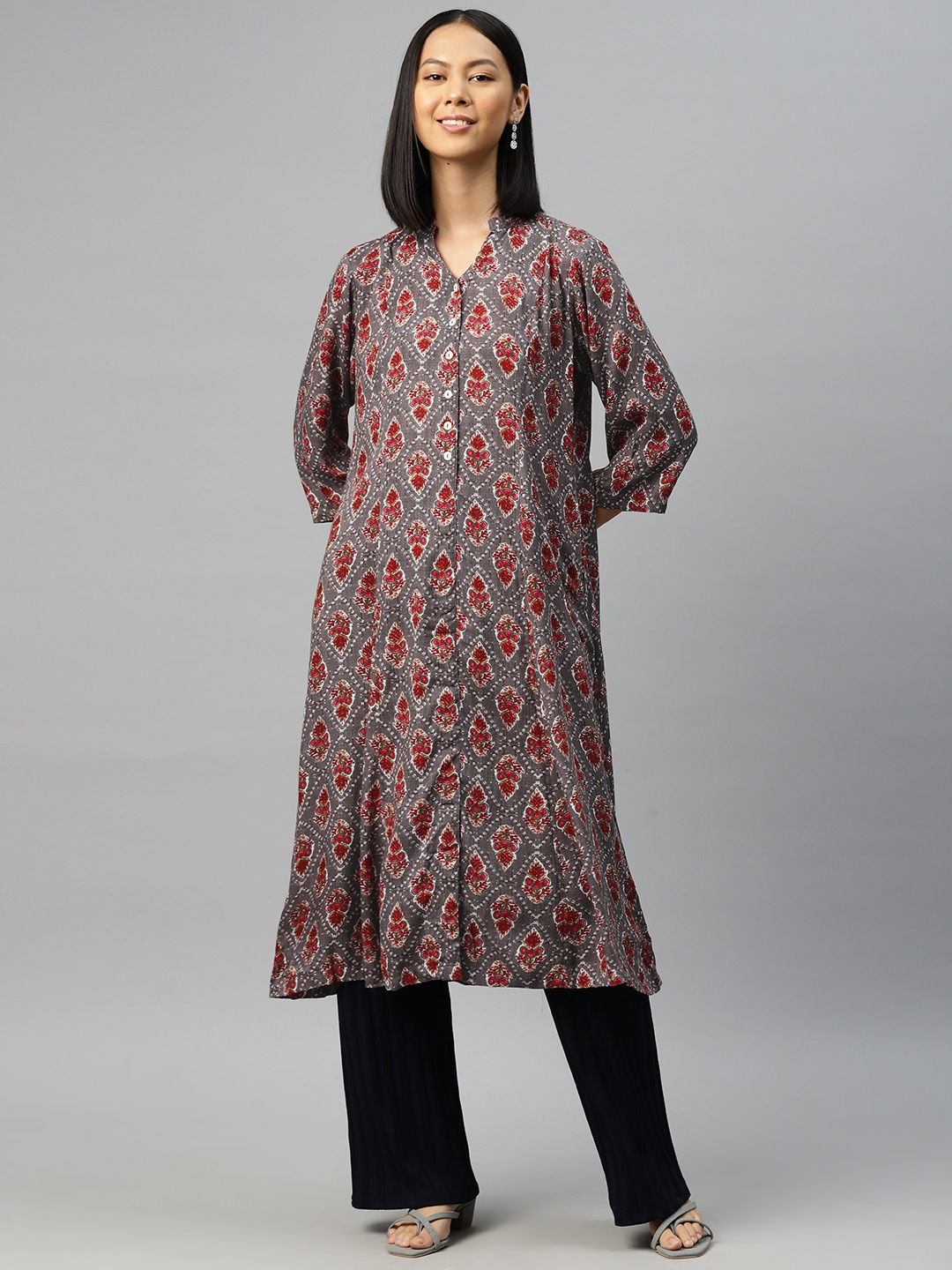 

Ayaany Women Ethnic Motifs Printed Cotton Kurta, Grey