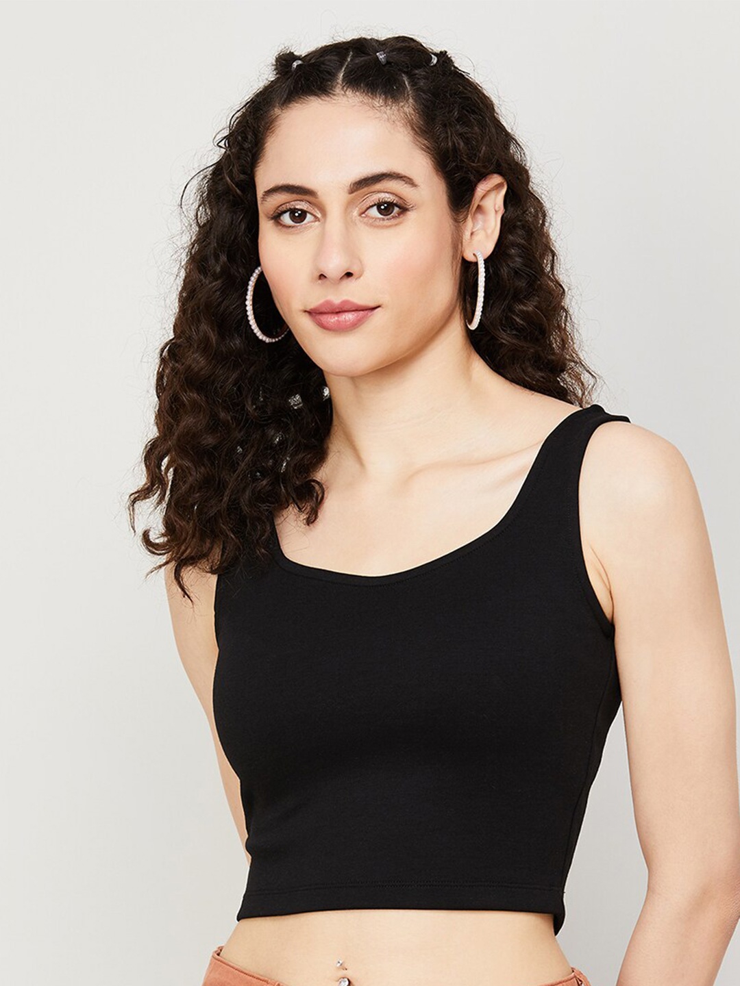 

Ginger by Lifestyle Scoop Neck Sleeveless Fitted Crop Top, Black