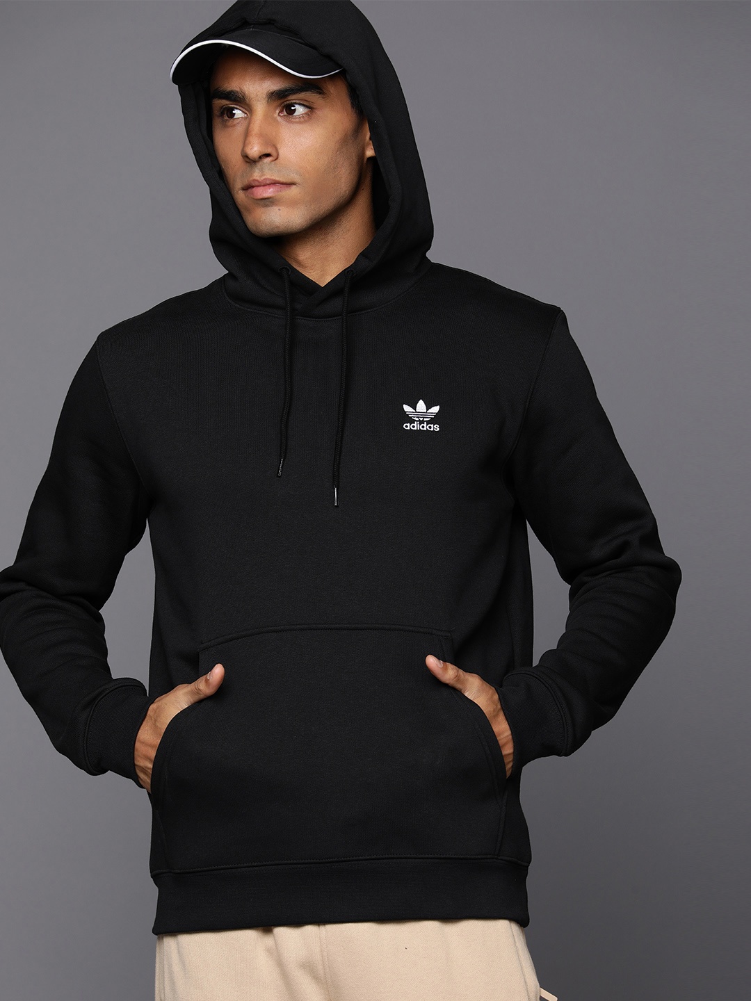 

ADIDAS Originals Trefoil Essential Hooded Sweatshirt, Black