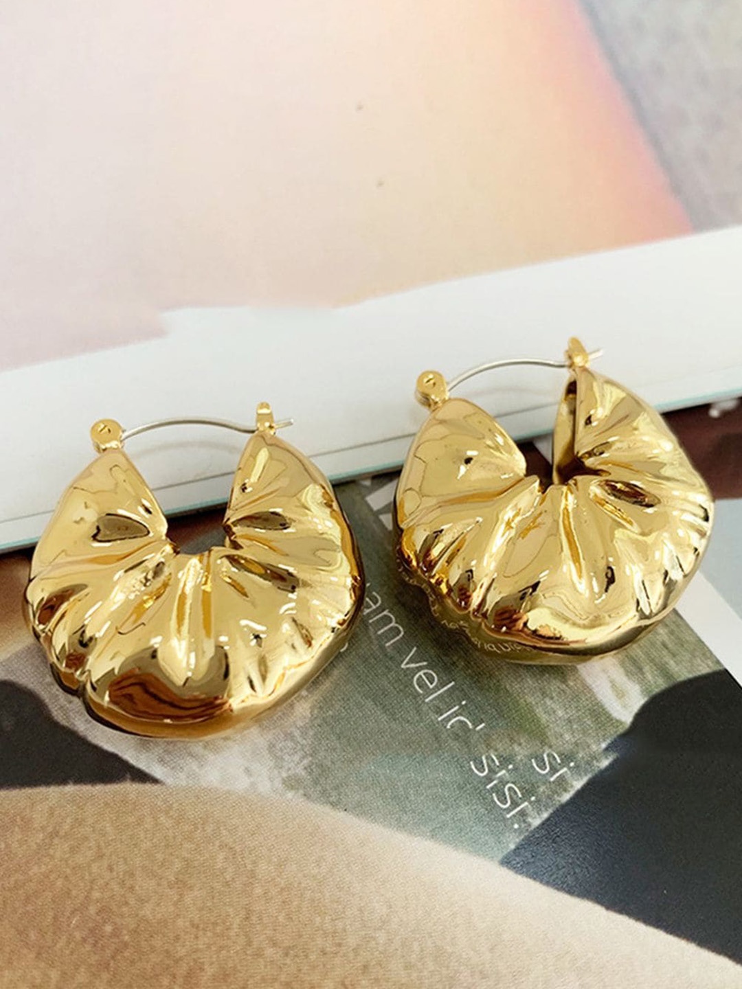 

ZIVOM Set Of 2 Gold-Plated Circular Hoop Earrings