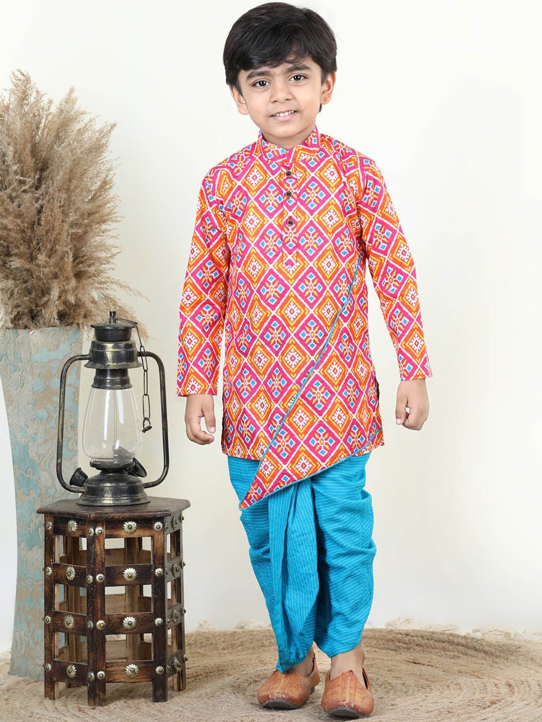 

Kinder Kids Boys Ethnic Motifs Printed Asymmetric Pure Cotton Kurta with Dhoti Pants, Red