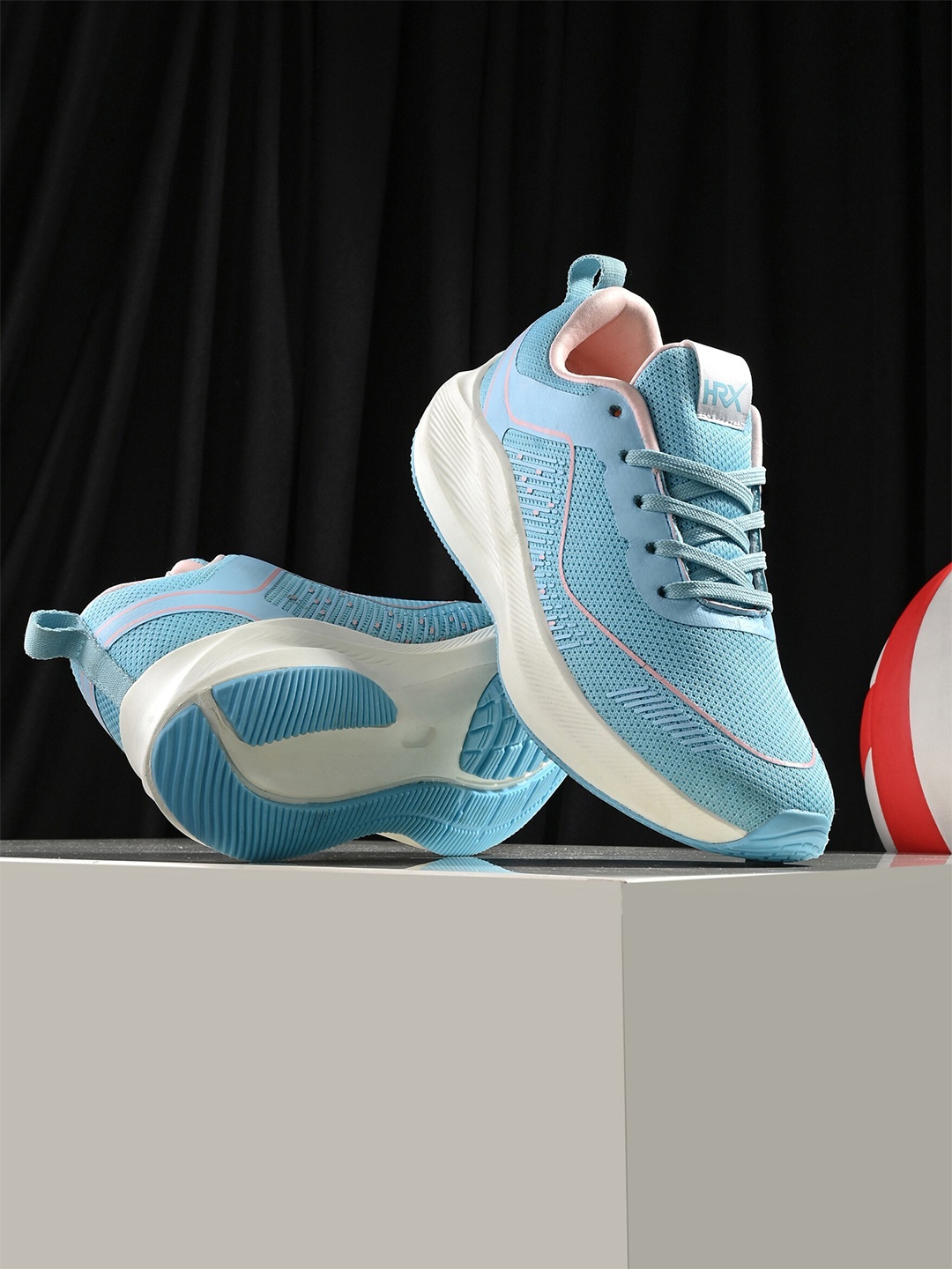 

HRX by Hrithik Roshan Women Blue & White Memory Foam Mesh Running Shoes