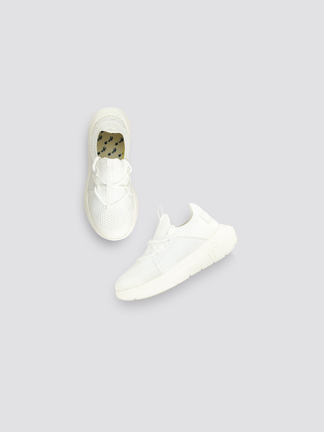

H By Hamleys Boys Textured Basics Sneakers, White